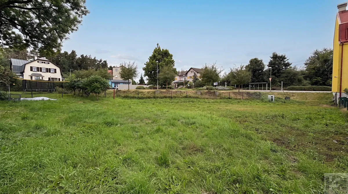 Prodej stavebního pozemku 563 m²